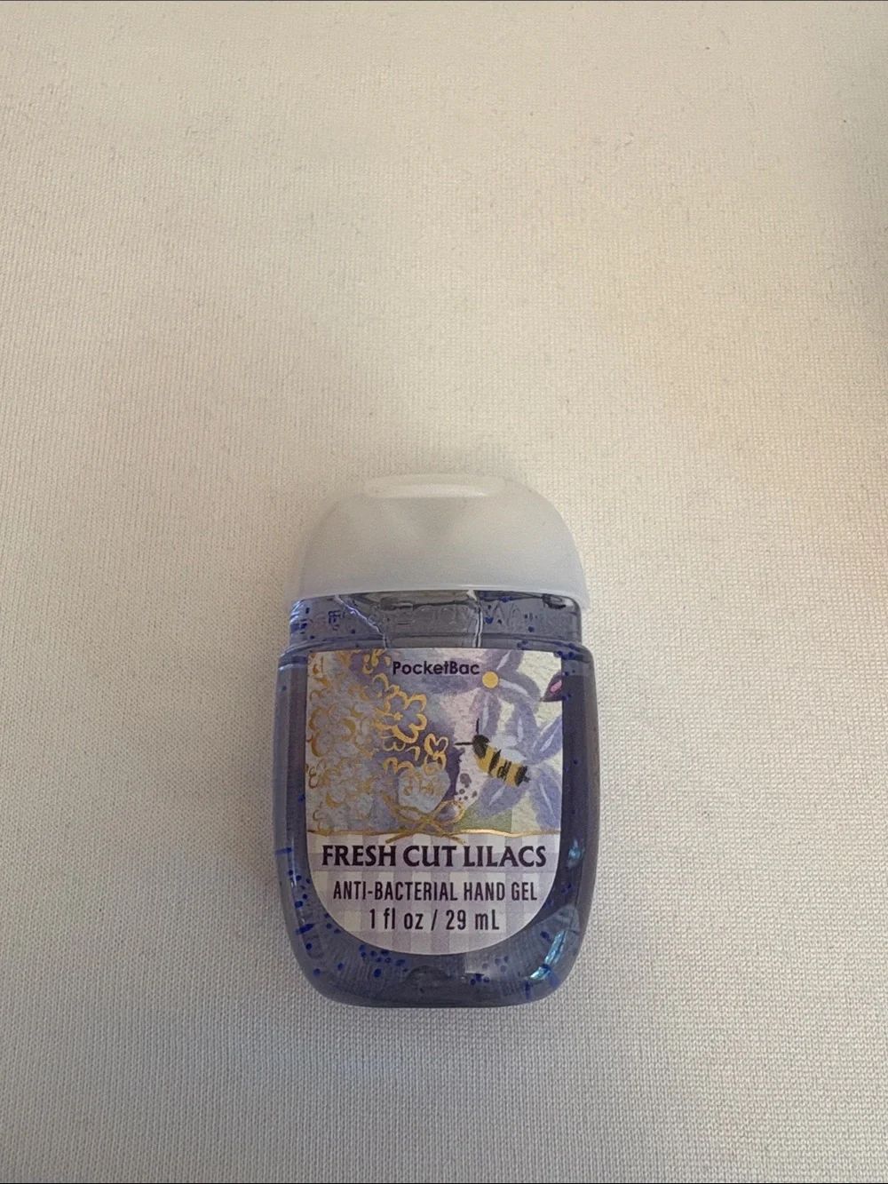 Bath & Body Works Fresh Cut Lilacs Set candle, hand gel, wallflower All new - Picture 5 of 5
